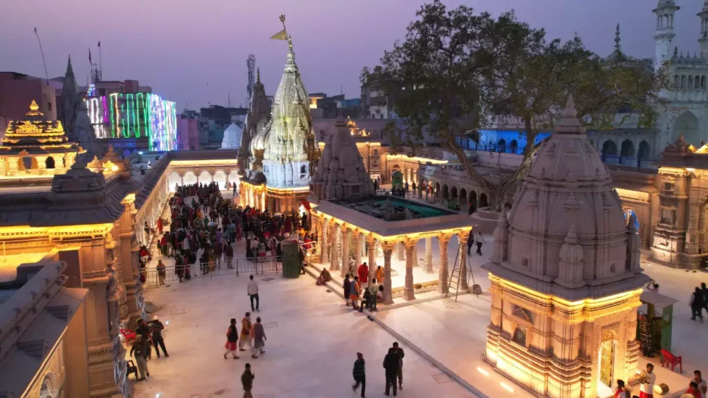 Kashi Vishwanath Temple (3)