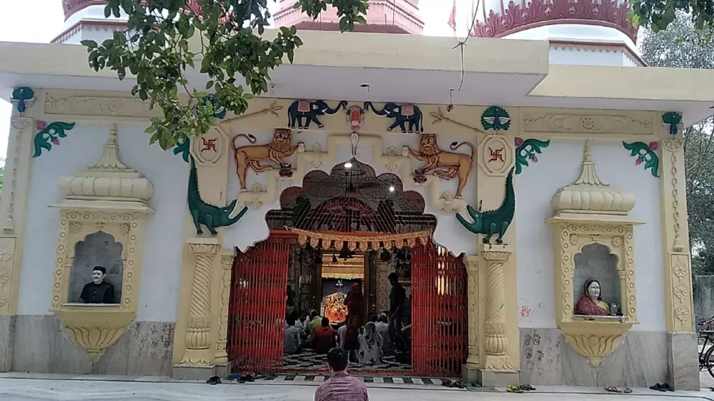 Chamunda Devi temple- Vrindavan (2)