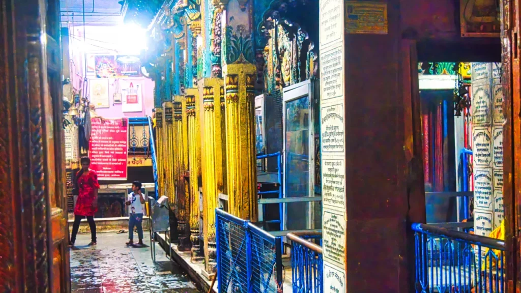 Nageshwarnath Temple