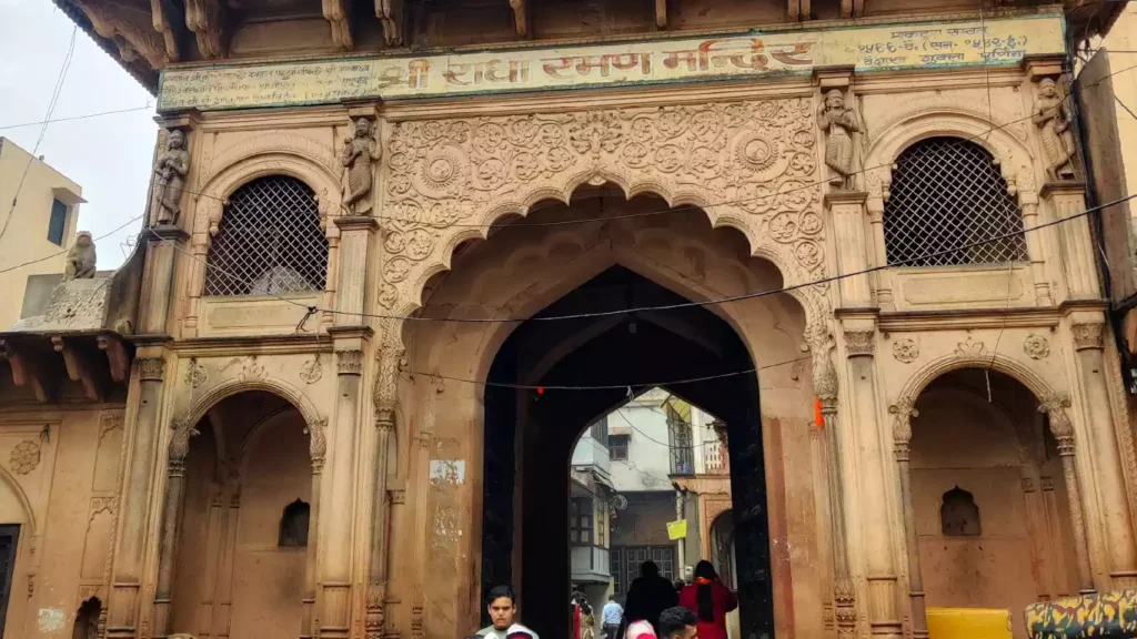 Radharamana temple vrindavan (5)