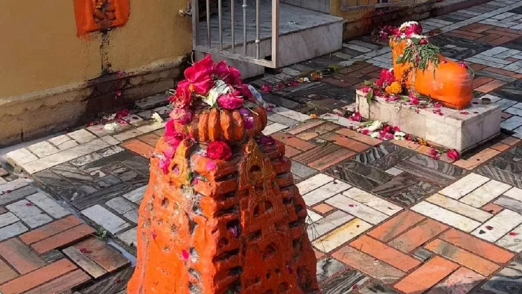 Mankameshwar Temple Prayagraj (3)