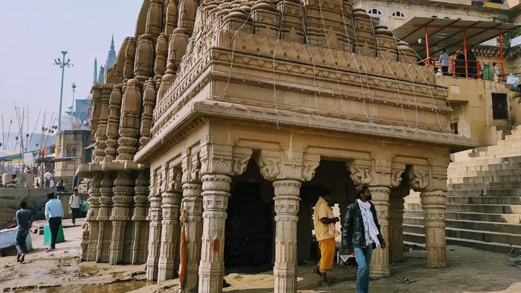 Ratneshwar Temple Varanasi (1)
