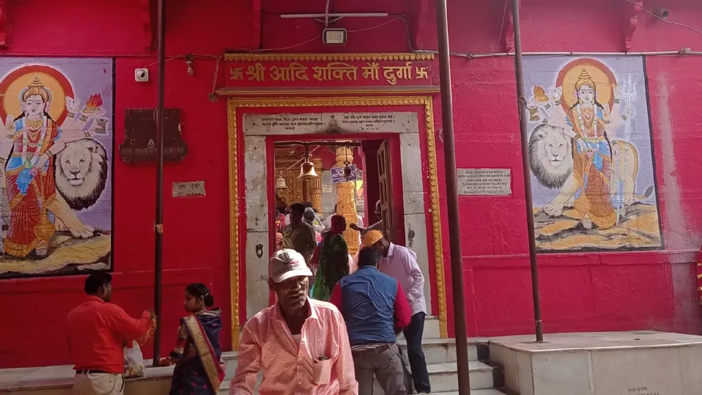 Durgakund Varanasi (1)