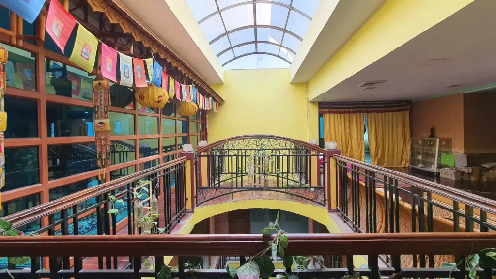 vietnamese temple bodh gaya (4)