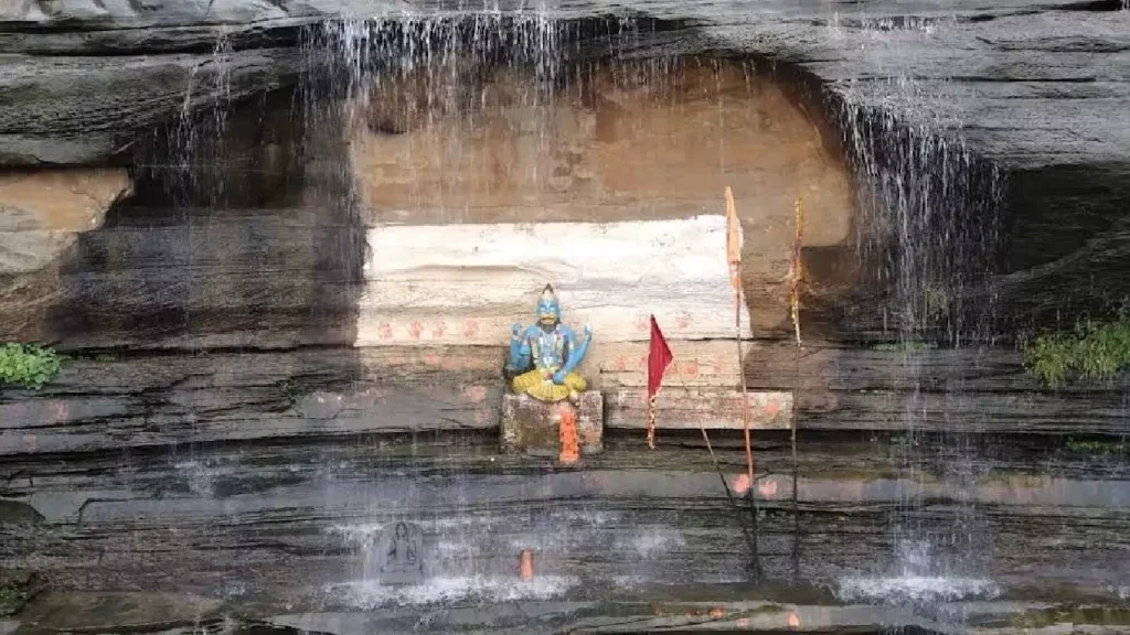 hanuman dhara chitrakoot (3)