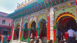 Hanuman Garhi-Places to visit in ayodhya
