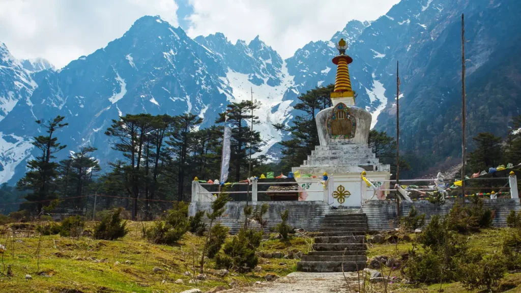 Photo of stupa at Yumthang Valley in Lachung, North Sikkim, India