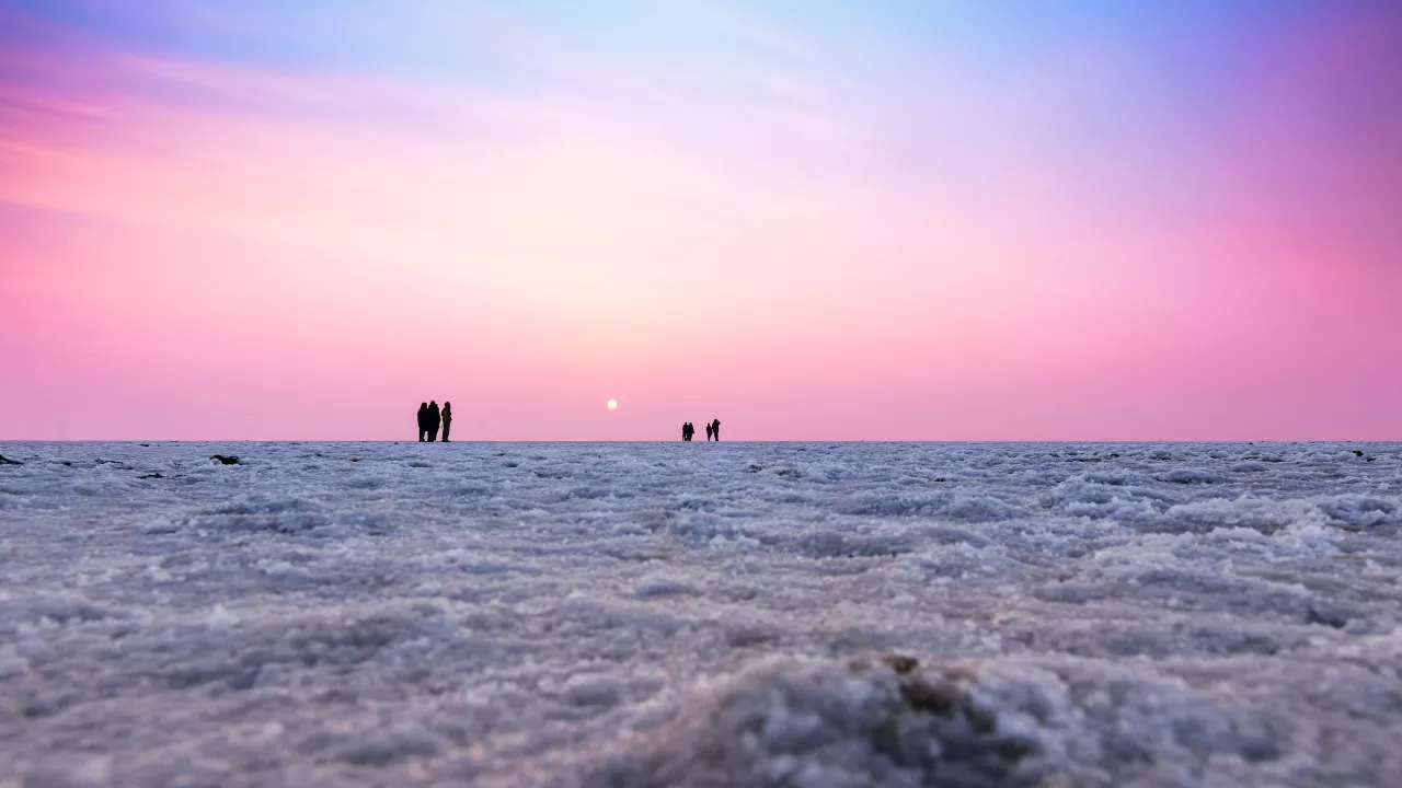 Image of Sunset in white desert- Rann Utsav Trip 2025-26