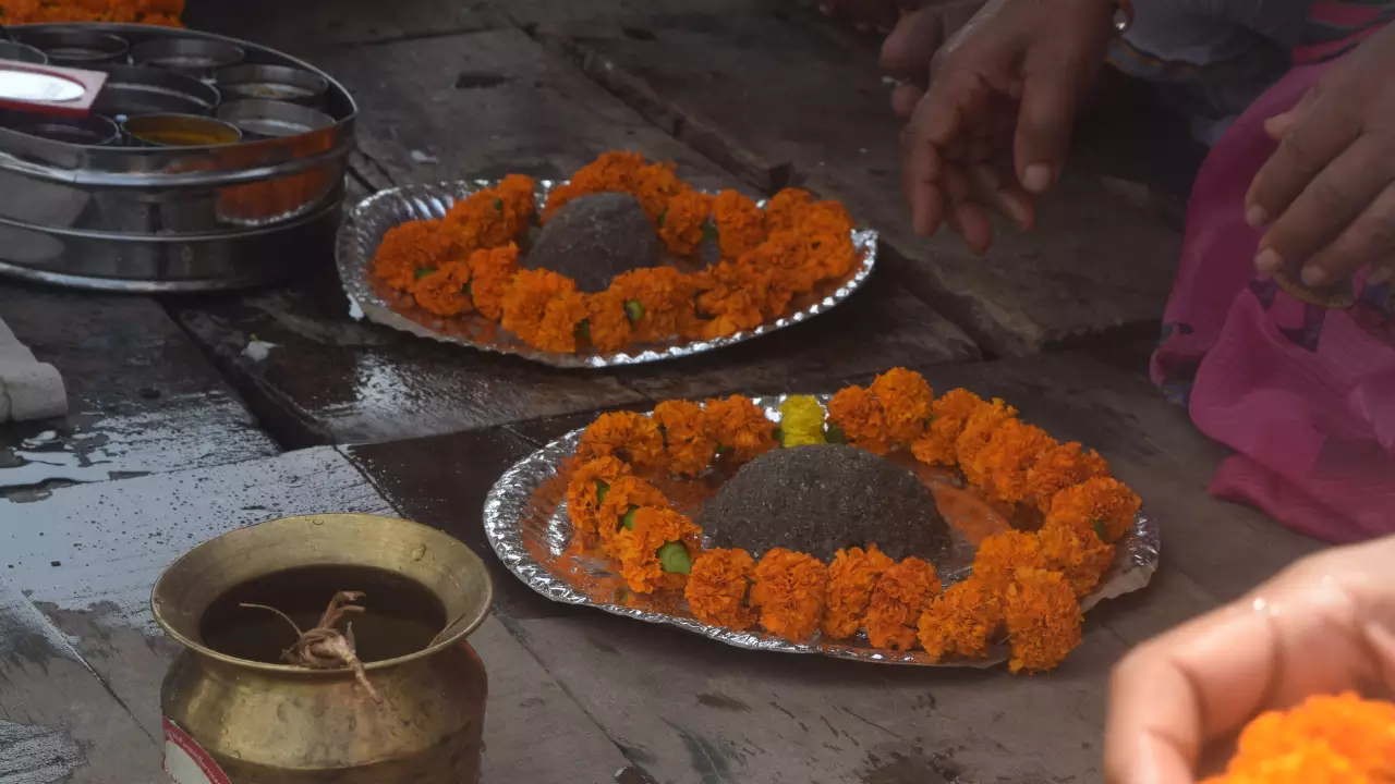 Saikatha Linga Pooja – Ritual, Significance & Step-by-Step Guide