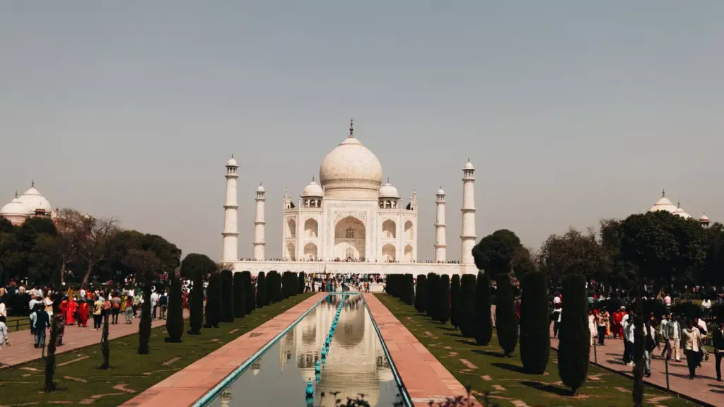 Master Analysis of Agra's Architectural Heritage Master Analysis of Agra's Architectural Heritage - Awasthi